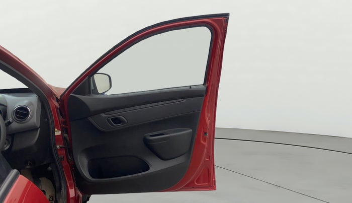 2017 Renault Kwid 1.0 RXT 02 Anniversary Edition, Petrol, Manual, 16,853 km, RHS Front Door