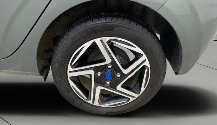 2024 Hyundai GRAND I10 NIOS ASTA AMT 1.2 KAPPA VTVT, Petrol, Automatic, 12,633 km, Left Rear Wheel