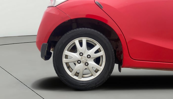 2017 Honda Brio VX AT, Petrol, Automatic, 84,842 km, Right Rear Wheel