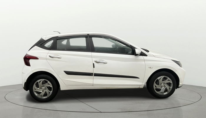 2020 Hyundai NEW I20 MAGNA 1.2 MT, Petrol, Manual, 49,881 km, Right Side View