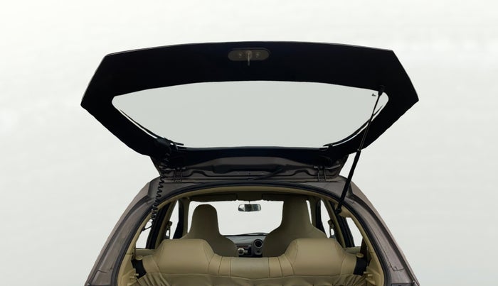 2015 Honda Brio S MT, Petrol, Manual, 71,338 km, Boot Door Open