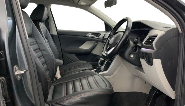 2021 Volkswagen TAIGUN HIGHLINE 1.0 TSI AT, Petrol, Automatic, 64,534 km, Right Side Front Door Cabin