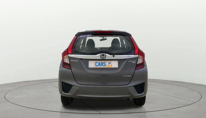 2017 Honda Jazz 1.2L I-VTEC S, Petrol, Manual, 1,24,069 km, Back/Rear