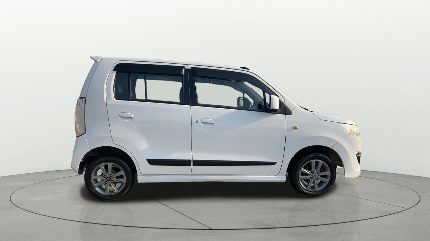 2016 Maruti Wagon R Stingray VXI, Petrol, Manual, 74,326 km, Right Side View