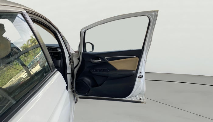 2022 Honda Jazz 1.2L I-VTEC VX CVT, Petrol, Automatic, 12,720 km, RHS Front Door