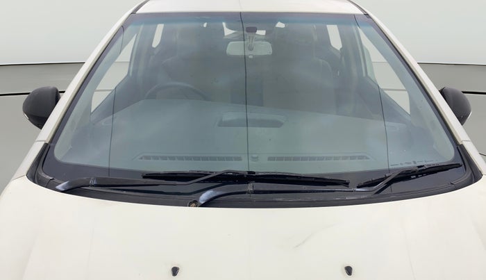 2019 Mahindra MARAZZO M2 8 STR, Diesel, Manual, 26,273 km, Front Windshield