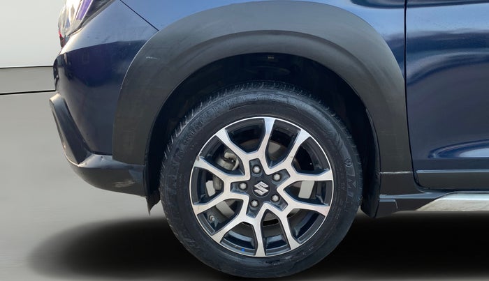 2022 Maruti XL6 ALPHA PLUS MT, Petrol, Manual, 50,563 km, Left Front Wheel