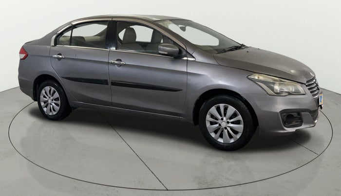 2015 Maruti Ciaz VXI+, Petrol, Manual, 67,224 km, Right Front Diagonal