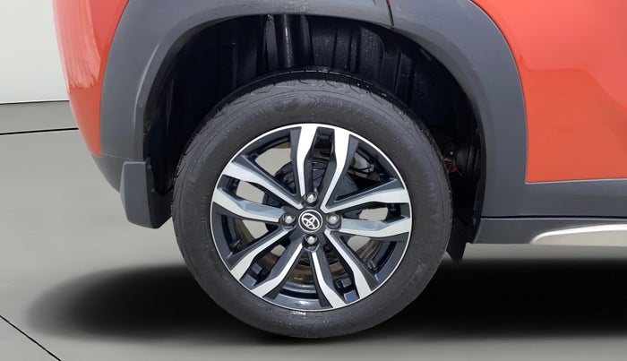 2024 Toyota Urban Cruiser Taisor V 1.0 Petrol MT, Petrol, Manual, 14,638 km, Right Rear Wheel