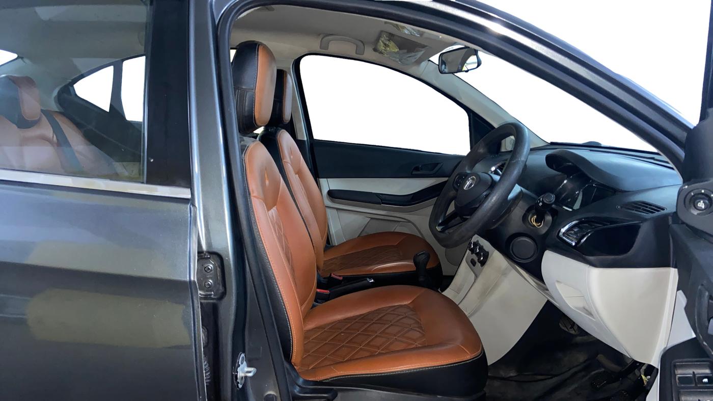 2023 Tata TIGOR XZ CNG, CNG, Manual, 57,521 km, Right Side Front Door Cabin