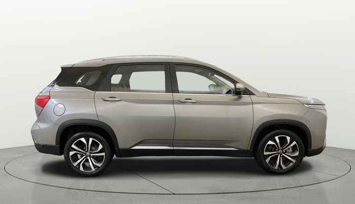 2025 MG HECTOR PLUS SHARP PRO 1.5 TURBO MT 7 STR, Petrol, Manual, 1,516 km, Right Side View