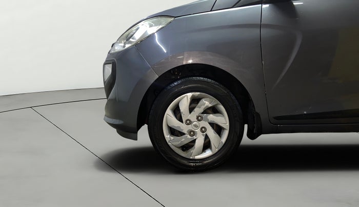 2018 Hyundai NEW SANTRO SPORTZ MT, CNG, Manual, 1,12,297 km, Left Front Wheel