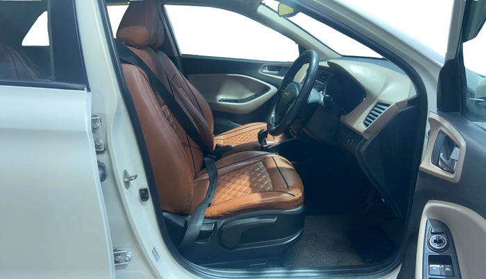 2016 Hyundai Elite i20 ASTA 1.4 CRDI, Diesel, Manual, 85,511 km, Right Side Front Door Cabin