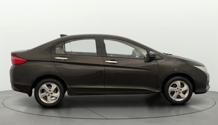 2015 Honda City 1.5L I-VTEC V MT, Petrol, Manual, 1,10,142 km, Right Side View