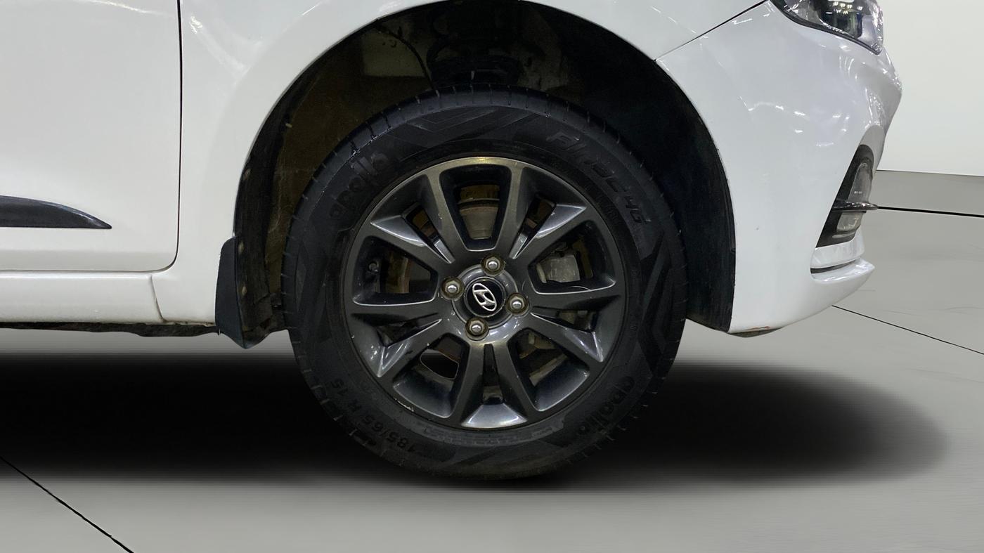 2019 Hyundai Elite i20 MAGNA PLUS 1.2, Petrol, Manual, 60,151 km, Right Front Wheel
