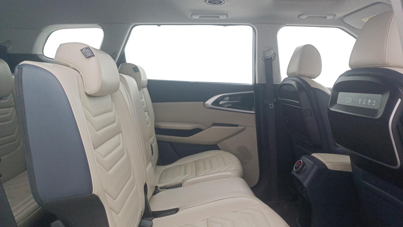 2024 KIA CARENS Luxury Plus 1.5 Turbo Petrol DCT 7 STR, Petrol, Automatic, 72,776 km, Right Side Rear Door Cabin