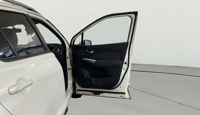 2020 Nissan Kicks XV 1.5, Petrol, Manual, 35,522 km, RHS Front Door