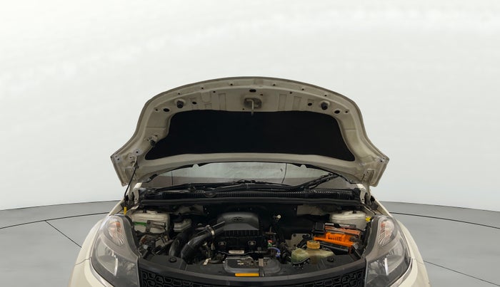 2019 Tata NEXON XM PETROL, Petrol, Manual, 49,389 km, Open Bonet