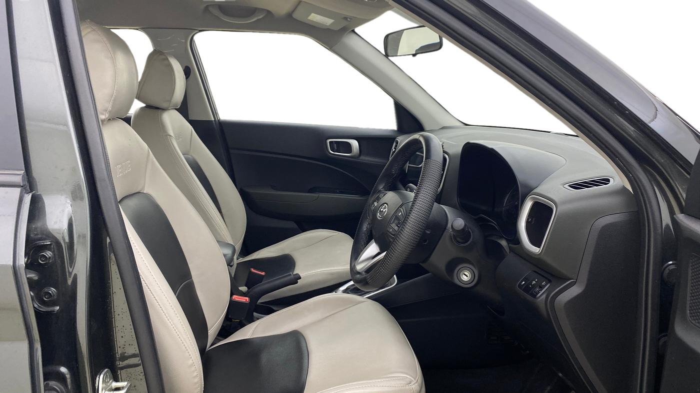 2020 Hyundai VENUE S 1.0 TURBO DCT, Petrol, Automatic, 49,048 km, Right Side Front Door Cabin