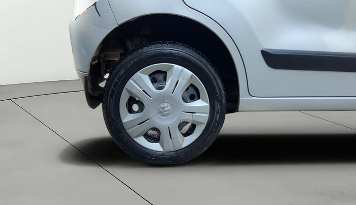 2017 Maruti Wagon R 1.0 VXI, Petrol, Manual, 75,895 km, Right Rear Wheel