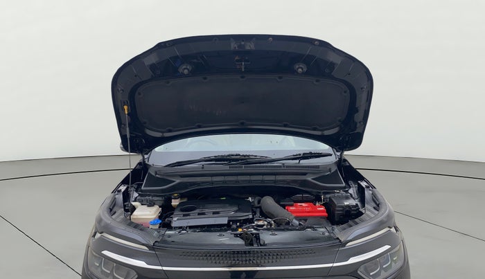 2022 KIA CARENS LUXURY PLUS 1.5 DIESEL AT 6 STR, Diesel, Automatic, 97,411 km, Open Bonet