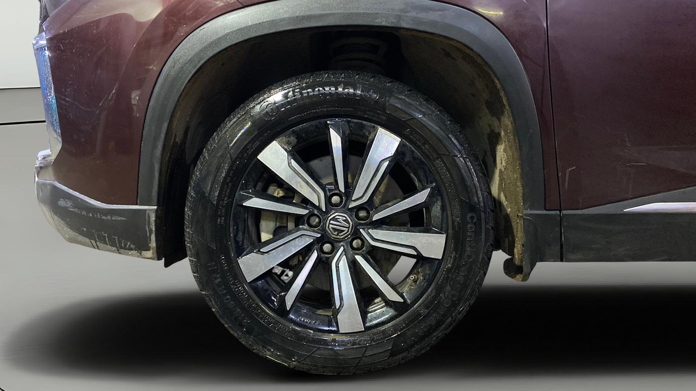 2019 MG HECTOR SHARP 1.5 DCT PETROL DUAL TONE, Petrol, Automatic, 60,658 km, Left Front Wheel