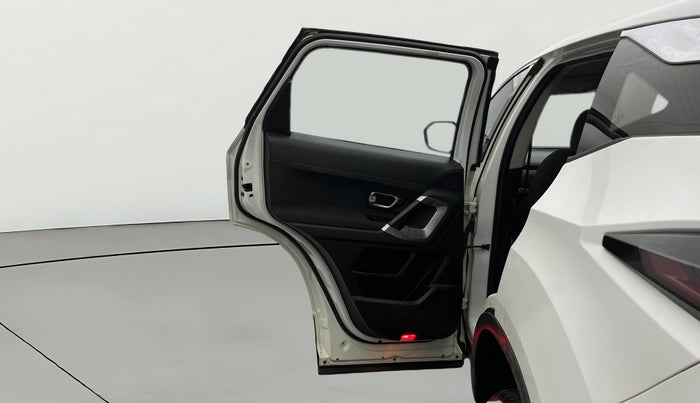 2019 Tata Harrier XT 2.0L KRYOTEC, Diesel, Manual, 86,556 km, LHS Rear Door