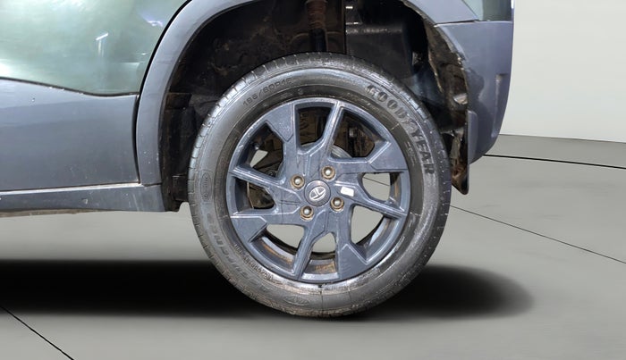 2022 Tata PUNCH ACCOMPLISHED MT CAMO EDITION, Petrol, Manual, 5,550 km, Left Rear Wheel