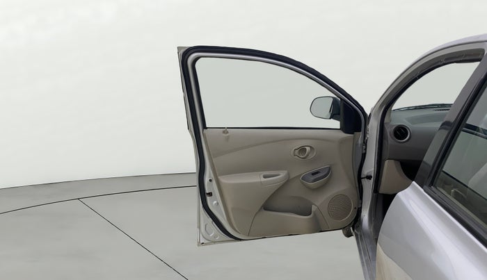 2015 Datsun Go T, Petrol, Manual, 1,22,106 km, LHS Front Door