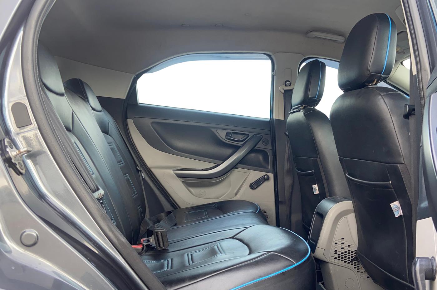 2019 Tata NEXON XE PETROL, Petrol, Manual, 89,717 km, Right Side Rear Door Cabin