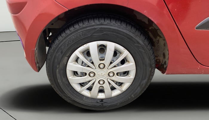 2013 Hyundai Grand i10 MAGNA 1.2 KAPPA VTVT, Petrol, Manual, 42,889 km, Right Rear Wheel