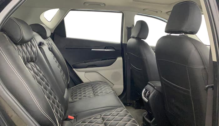 2021 KIA SONET HTX 1.0 IMT, Petrol, Manual, 42,508 km, Right Side Rear Door Cabin