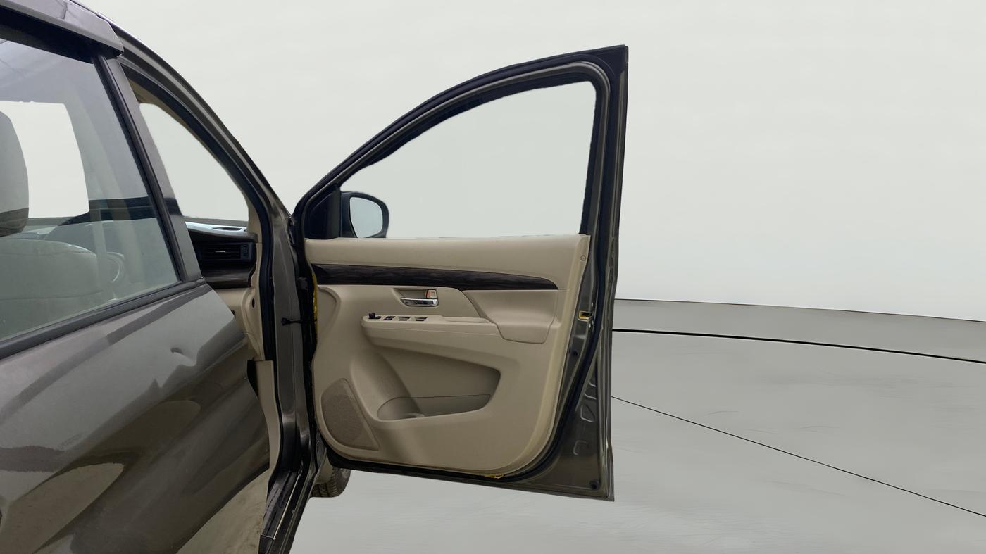 2020 Maruti Ertiga ZXI+ SHVS, Petrol, Manual, 83,865 km, RHS Front Door