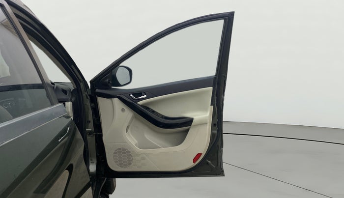 2022 Tata NEXON XZ PLUS (PREMIUM) DIESEL, Diesel, Manual, 80,342 km, RHS Front Door