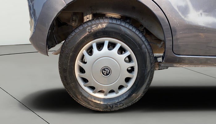 2014 Maruti Alto 800 LXI, Petrol, Manual, 1,10,309 km, Right Rear Wheel