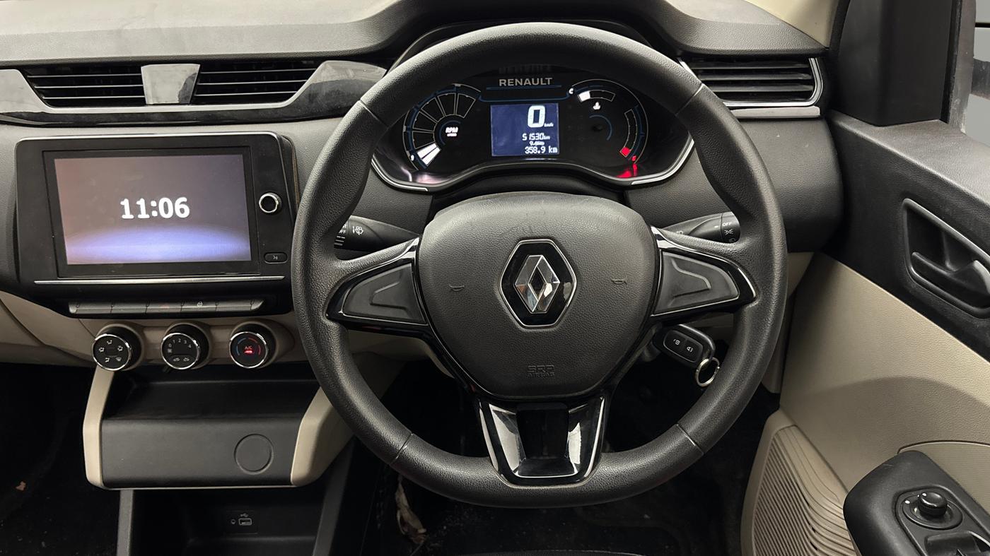 2020 Renault TRIBER RXT, Petrol, Manual, 51,510 km, Steering Wheel Close Up