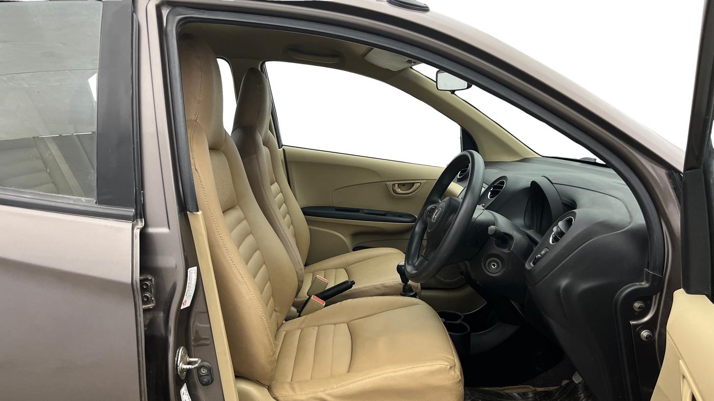 2015 Honda Brio S MT, Petrol, Manual, 82,308 km, Right Side Front Door Cabin