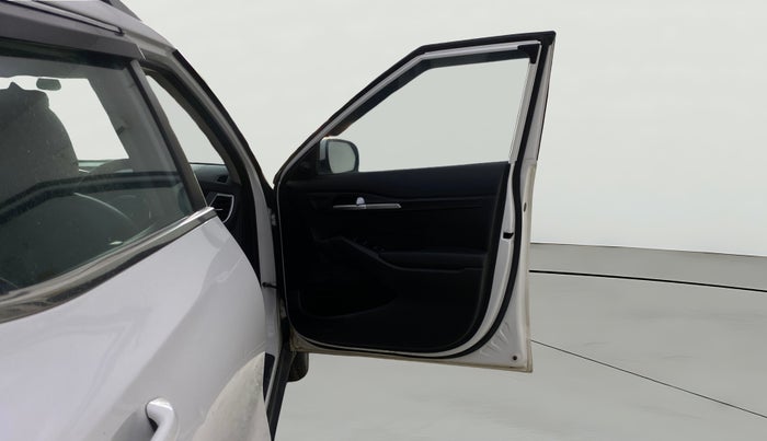 2023 KIA SELTOS HTE 1.5 PETROL, Petrol, Manual, 17,863 km, RHS Front Door