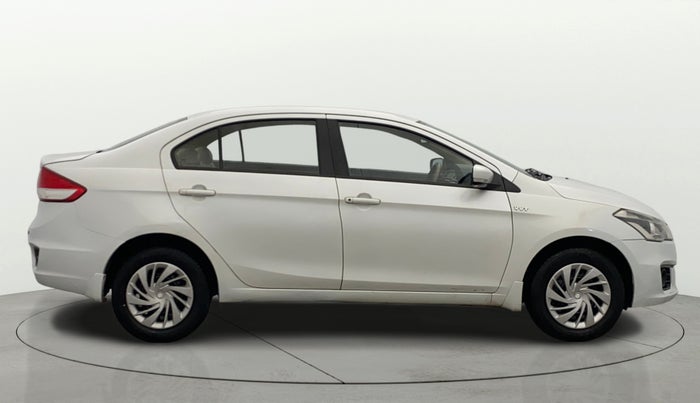 2016 Maruti Ciaz VXI, Petrol, Manual, 71,279 km, Right Side View