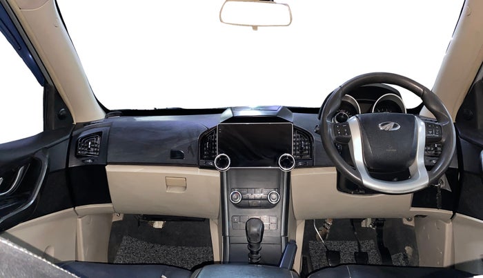 2016 Mahindra XUV500 W6, Diesel, Manual, 80,290 km, Dashboard
