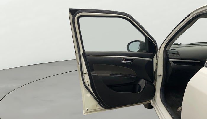 2014 Maruti Swift VXI, Petrol, Manual, 19,993 km, LHS Front Door