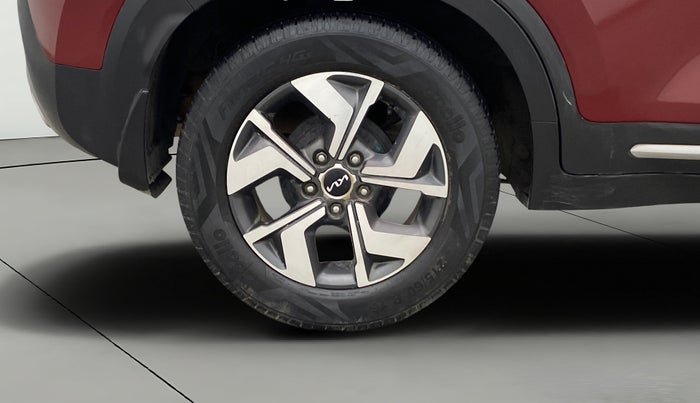 2021 KIA SONET HTX 1.5, Diesel, Manual, 60,113 km, Right Rear Wheel