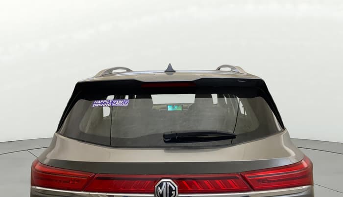 2025 MG HECTOR PLUS SHARP PRO 1.5 TURBO MT 7 STR, Petrol, Manual, 1,516 km, Rear Windshield