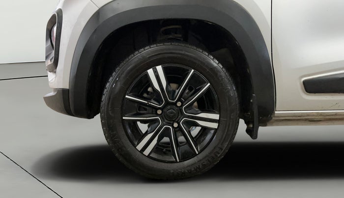 2024 Renault Kwid CLIMBER AMT 1.0, Petrol, Automatic, 20,151 km, Left Front Wheel