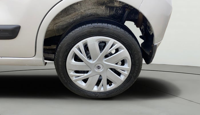 2016 Maruti Wagon R 1.0 VXI AMT, Petrol, Automatic, 62,295 km, Left Rear Wheel