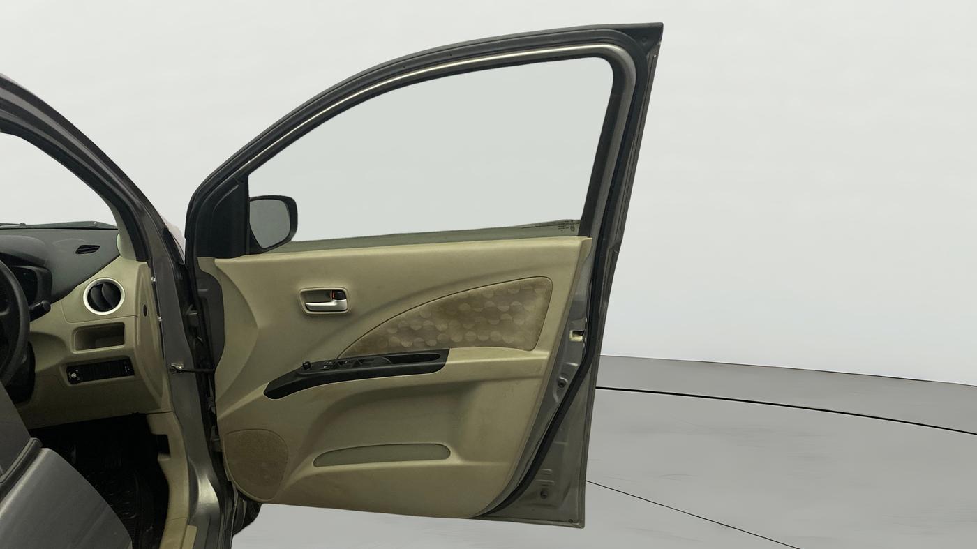 2015 Maruti Celerio ZXI, CNG, Manual, 43,476 km, RHS Front Door