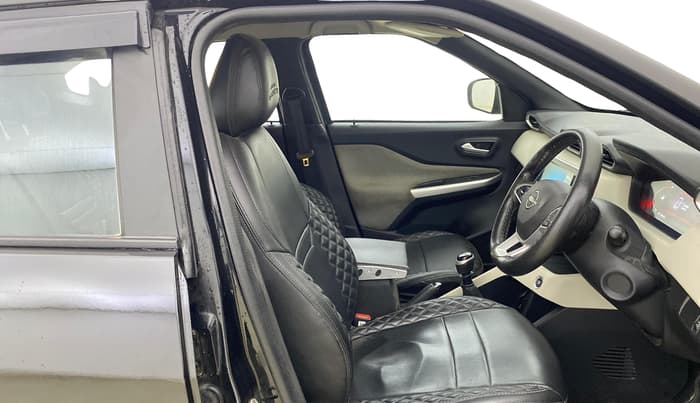 2021 Nissan MAGNITE XV MT, Petrol, Manual, 43,034 km, Right Side Front Door Cabin