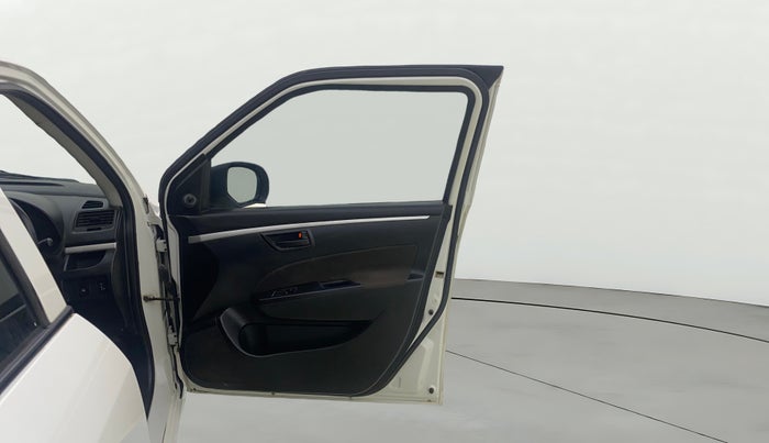 2016 Maruti Swift LXI, Petrol, Manual, 79,967 km, RHS Front Door