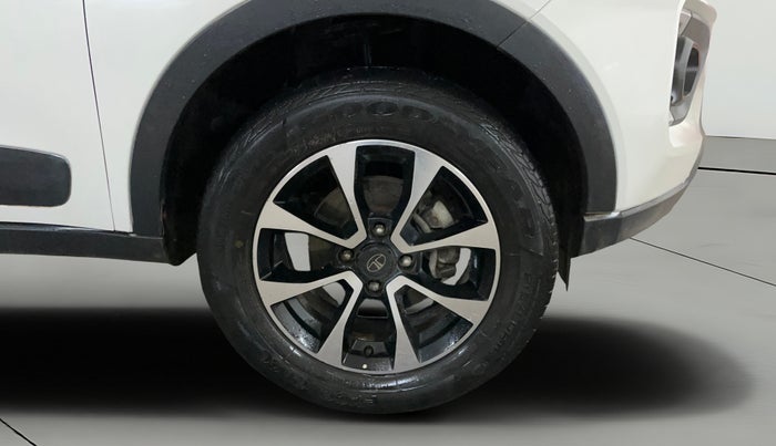 2020 Tata NEXON XZ PLUS PETROL, Petrol, Manual, 56,375 km, Right Front Wheel