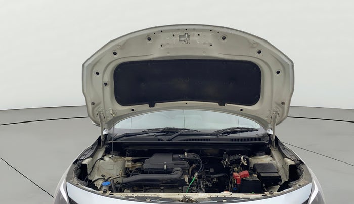 2022 Maruti Baleno ZETA PETROL 1.2, Petrol, Manual, 30,402 km, Open Bonet